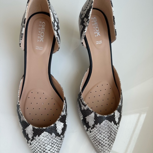 Geox! Supper comfortable pumps! With cushioning inside. - Picture 4 of 9